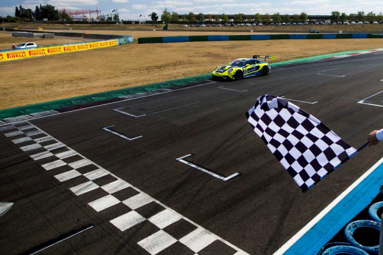 In-Valencia-kämpft-Rutronik-Racing-um-den-GTWC-Sprint-Cup-iTitelgewinn