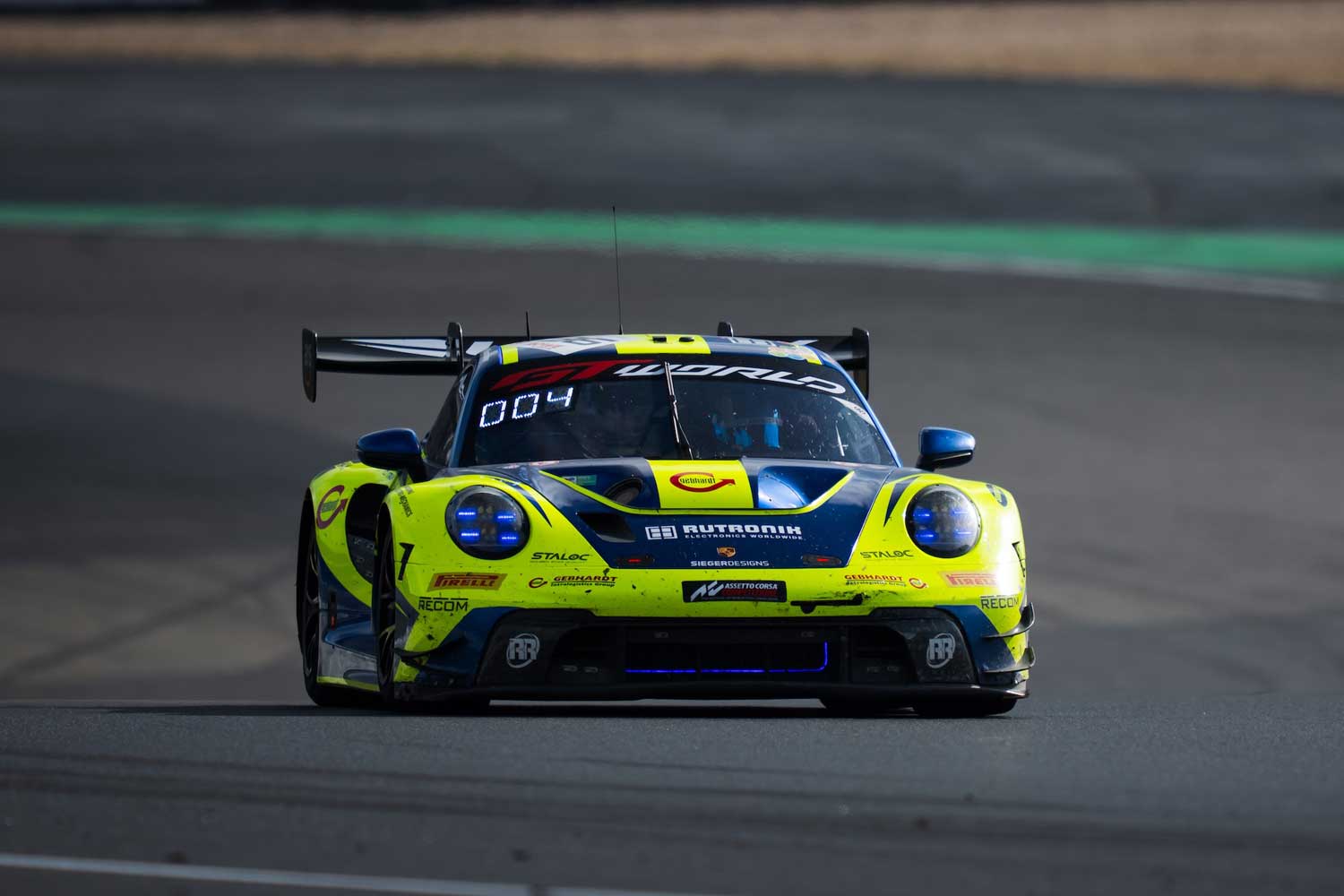 Podestergebnis-für-Rutronik-Racing-am-Nürburgring