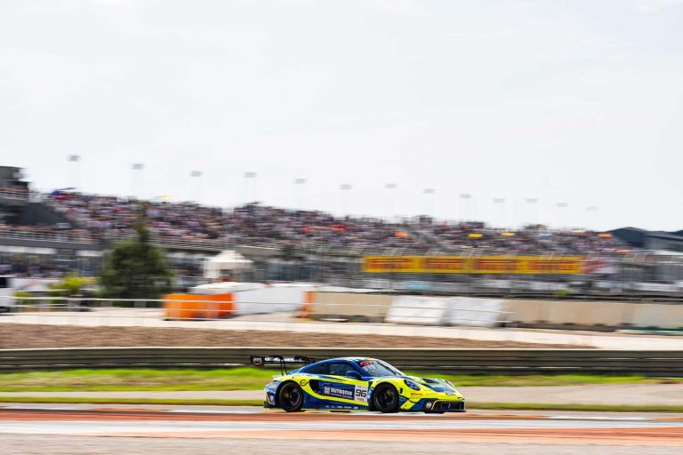 Rutronik-Racing-schließt-GTWC-Sprint-Cup-Saison-in-Valencia-auf-dem-fünften-Rang-ab